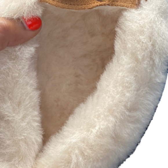 ❤️SOLD❤️Vineyard Vines Womens Suede Shearling Moccasin Slippers - Picture 4 of 4